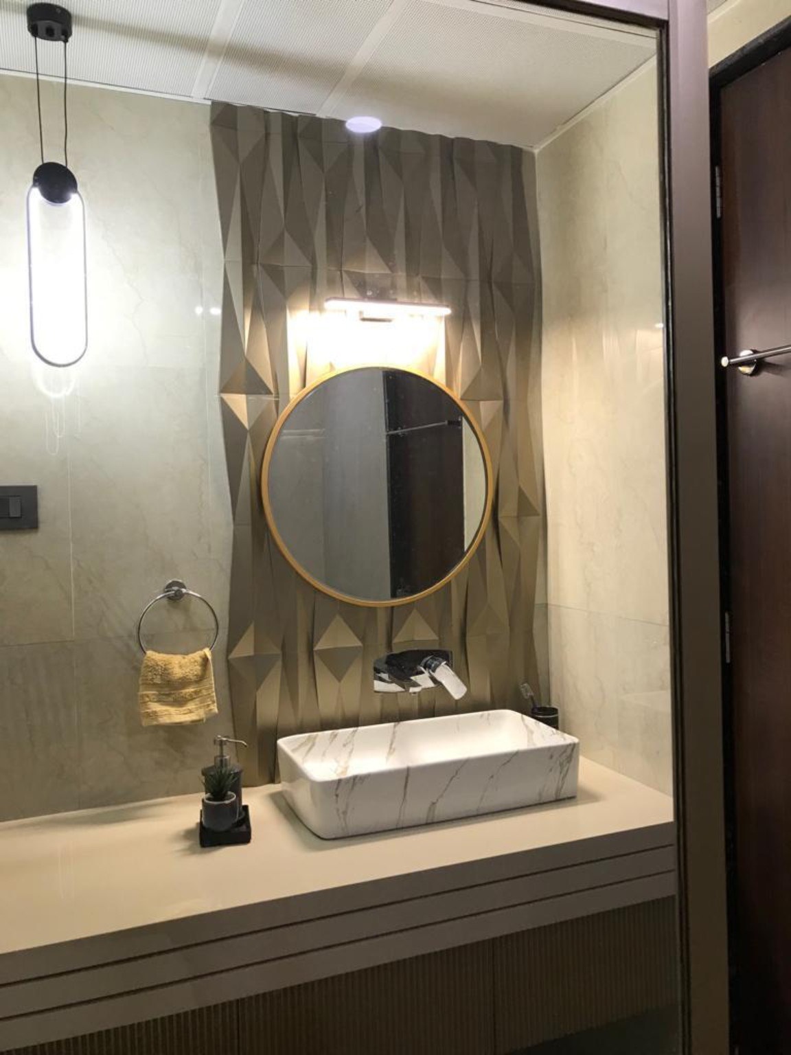 Statement bathroom